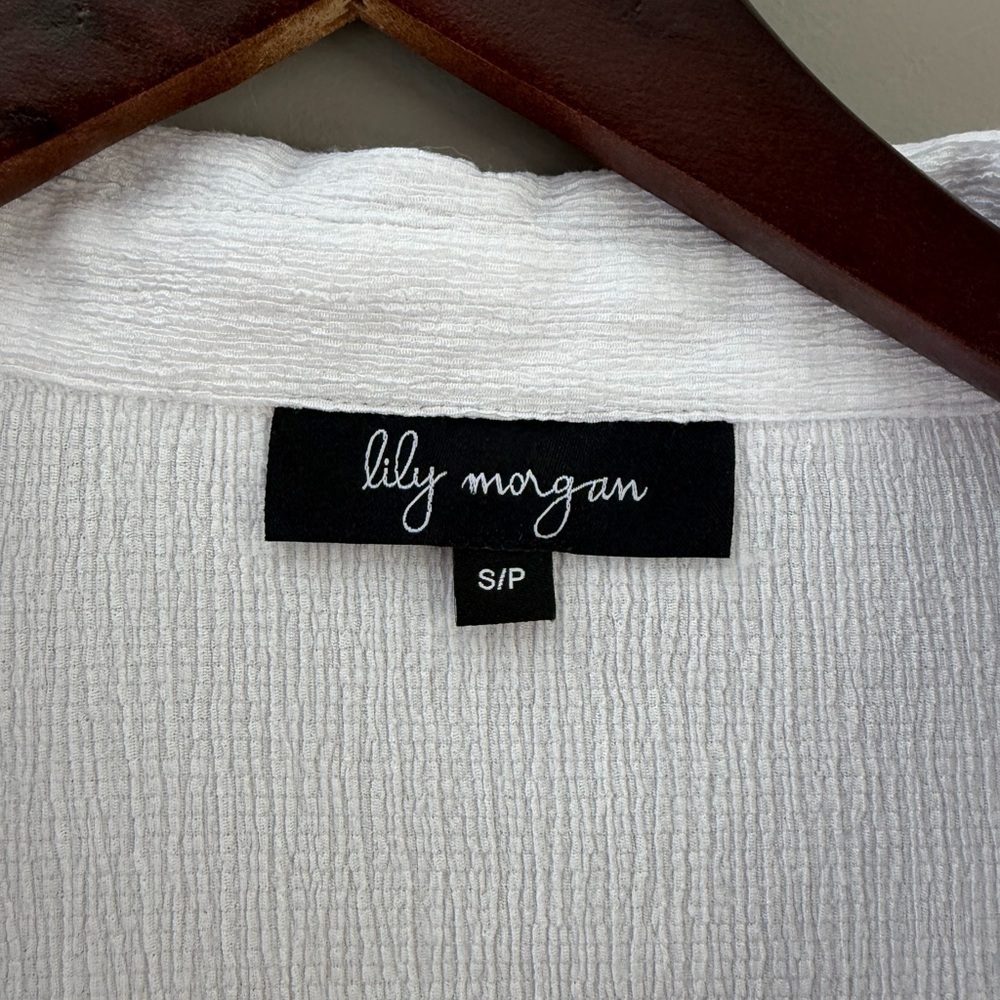 Lily Morgan White Short-Sleeve Button-Up Shirt - Picture 4 of 4